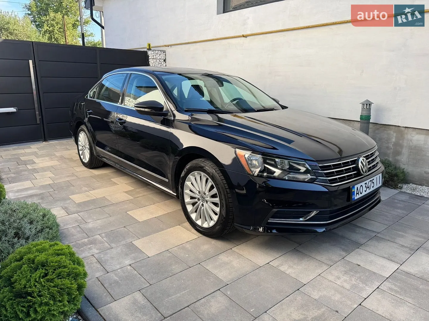 2016 Volkswagen Passat - мініатюра 2