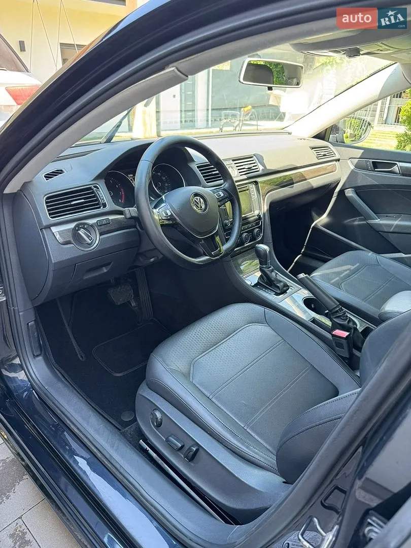 2016 Volkswagen Passat - мініатюра 8