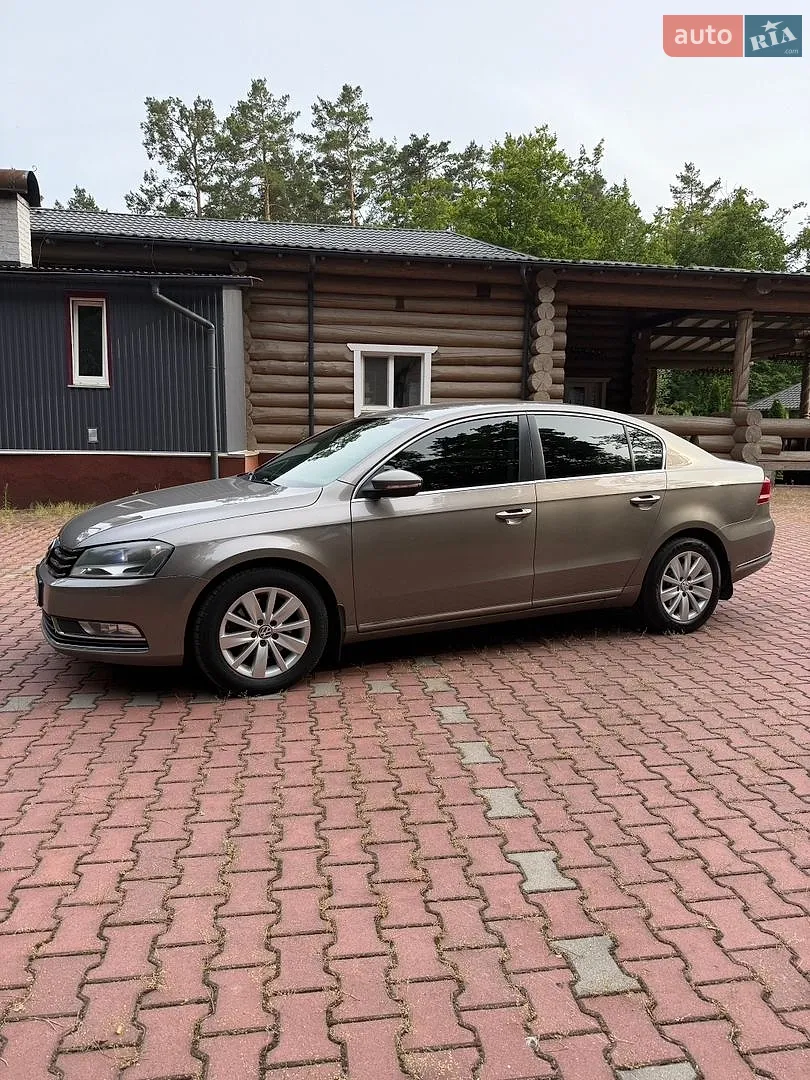 2011 Volkswagen Passat - мініатюра 4