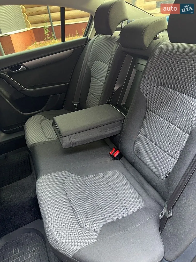 2011 Volkswagen Passat - мініатюра 52