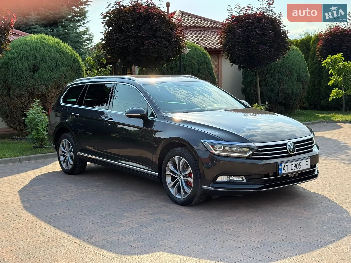 2018 Volkswagen Passat - мініатюра 2