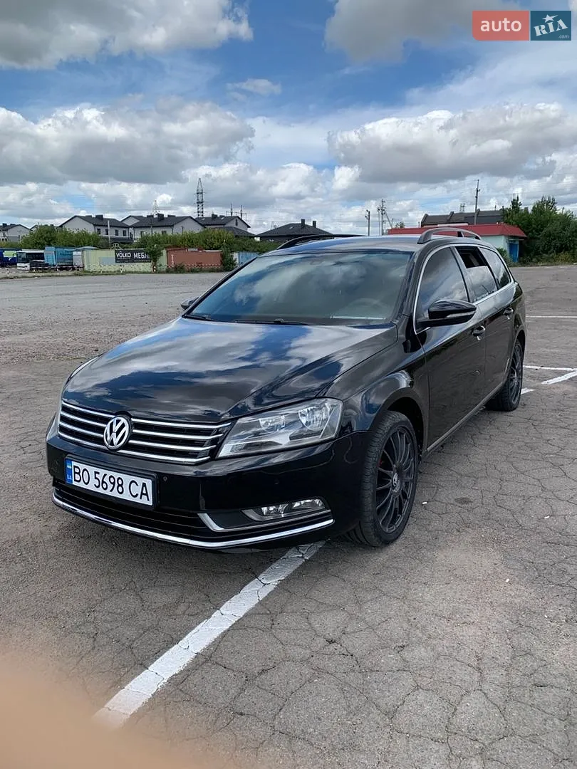 2011 Volkswagen Passat - фото 1