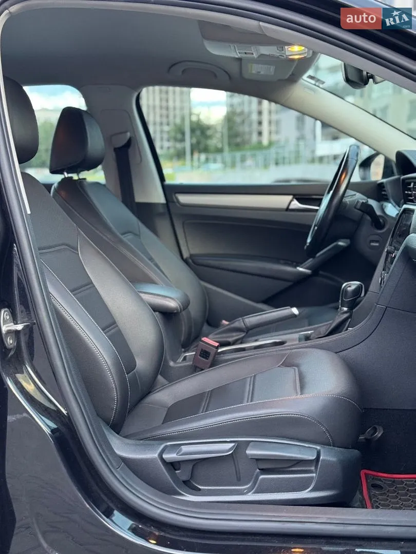 2019 Volkswagen Passat - мініатюра 36