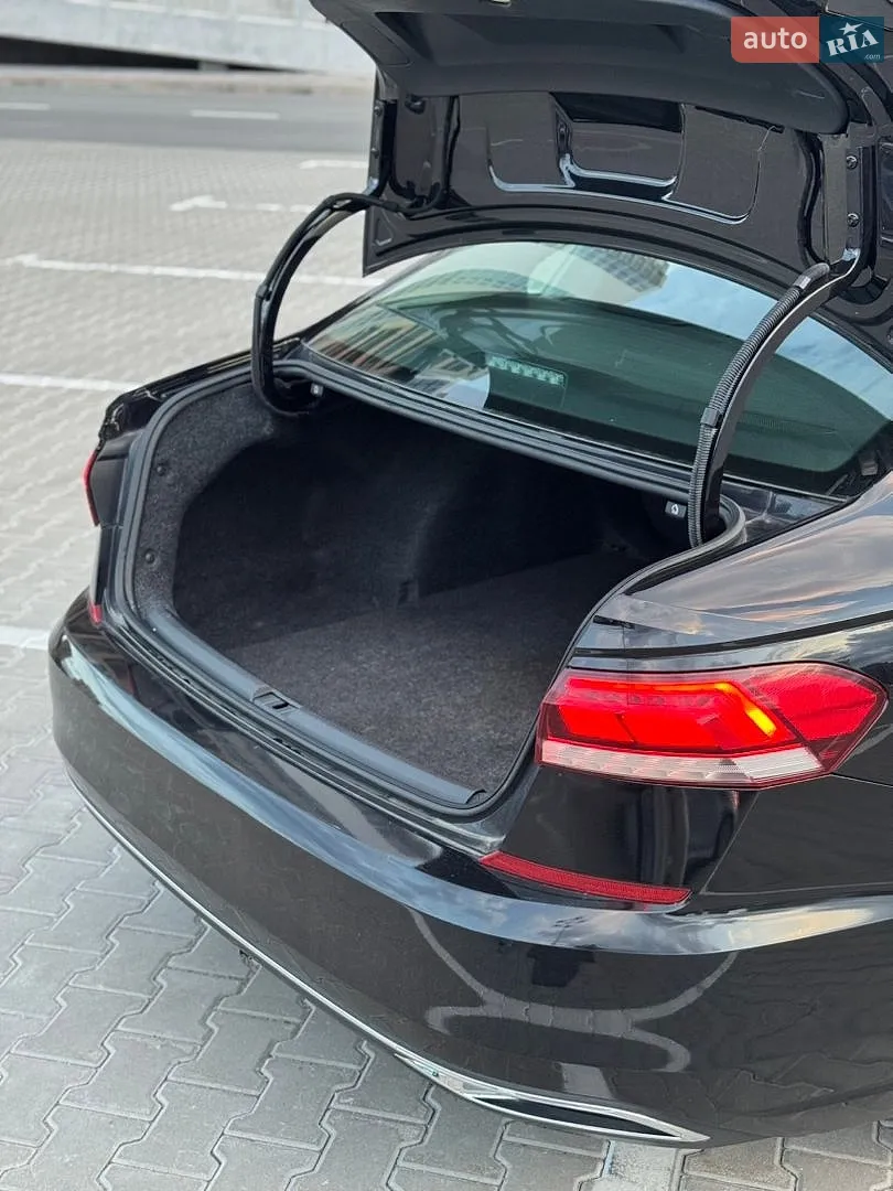2019 Volkswagen Passat - мініатюра 41