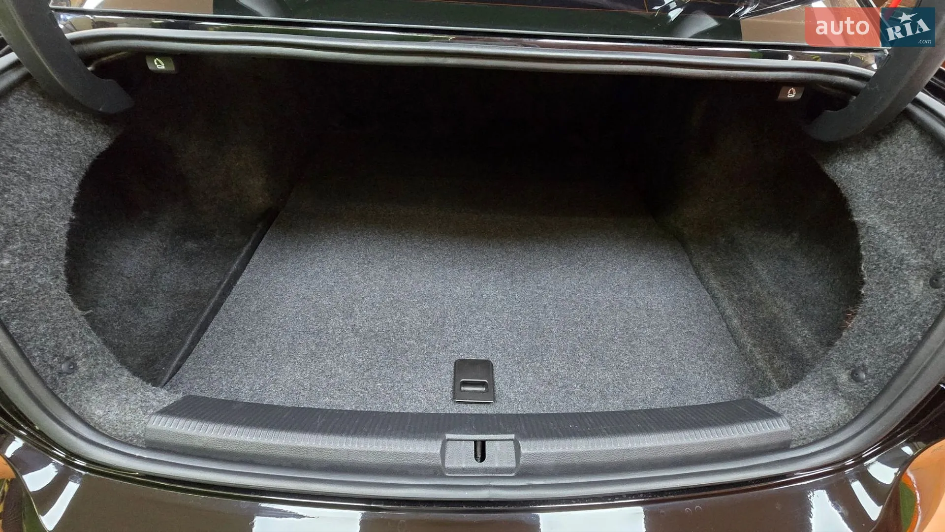 2015 Volkswagen Passat - мініатюра 9