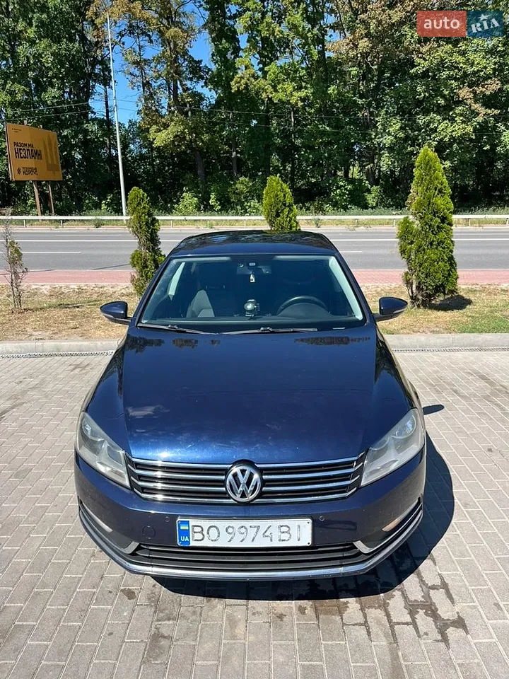 2013 Volkswagen Passat - мініатюра 21