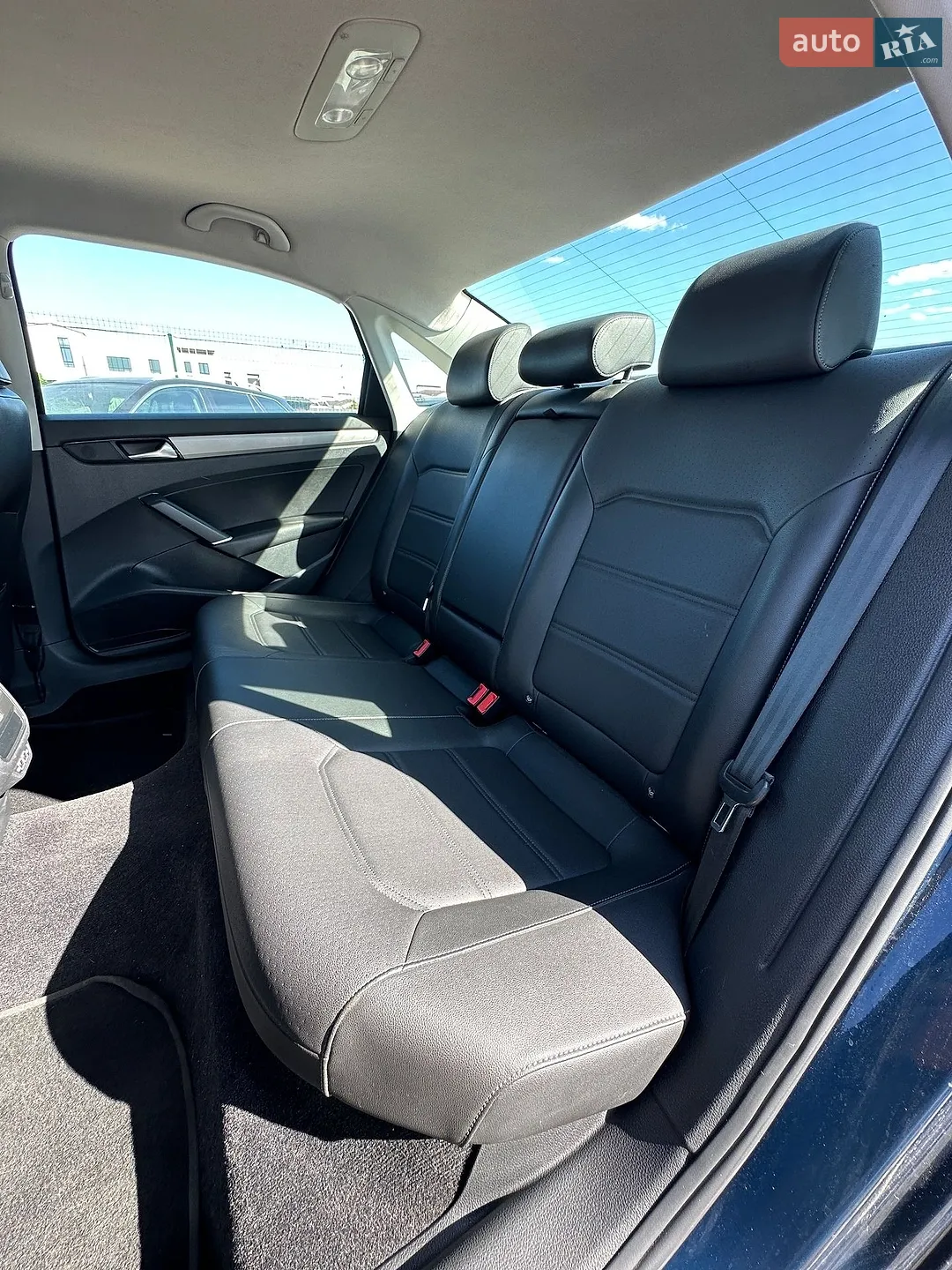 2021 Volkswagen Passat - мініатюра 21