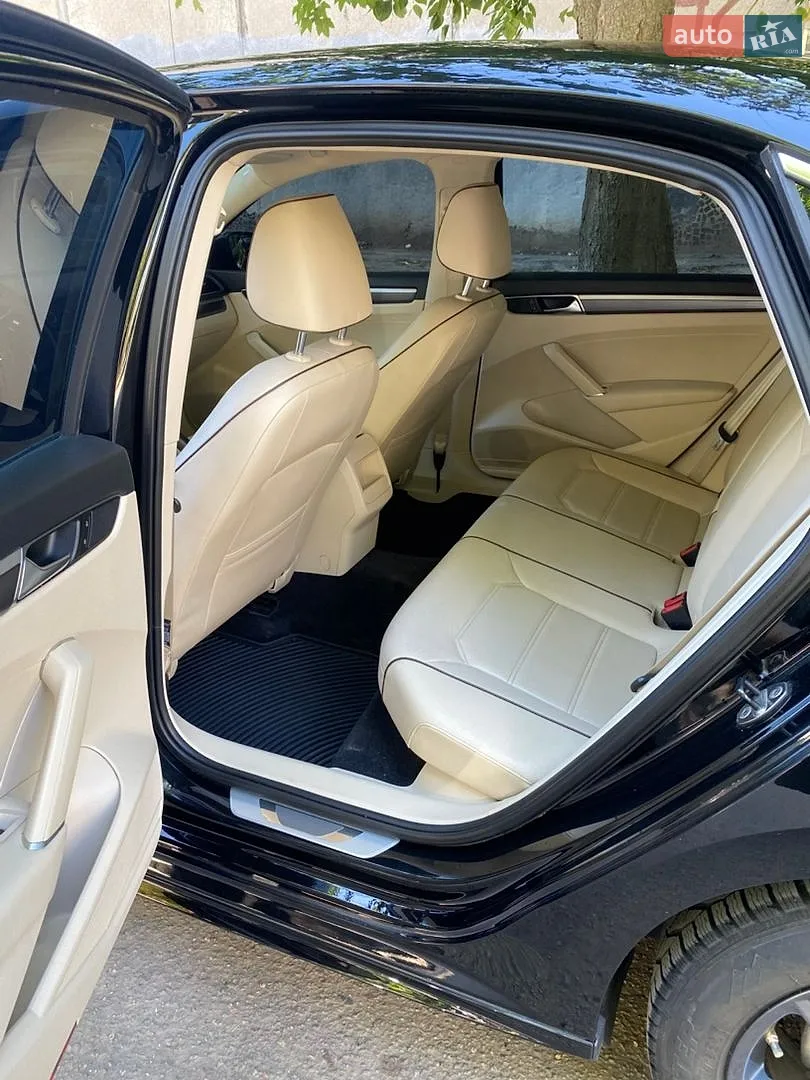 2016 Volkswagen Passat - мініатюра 5
