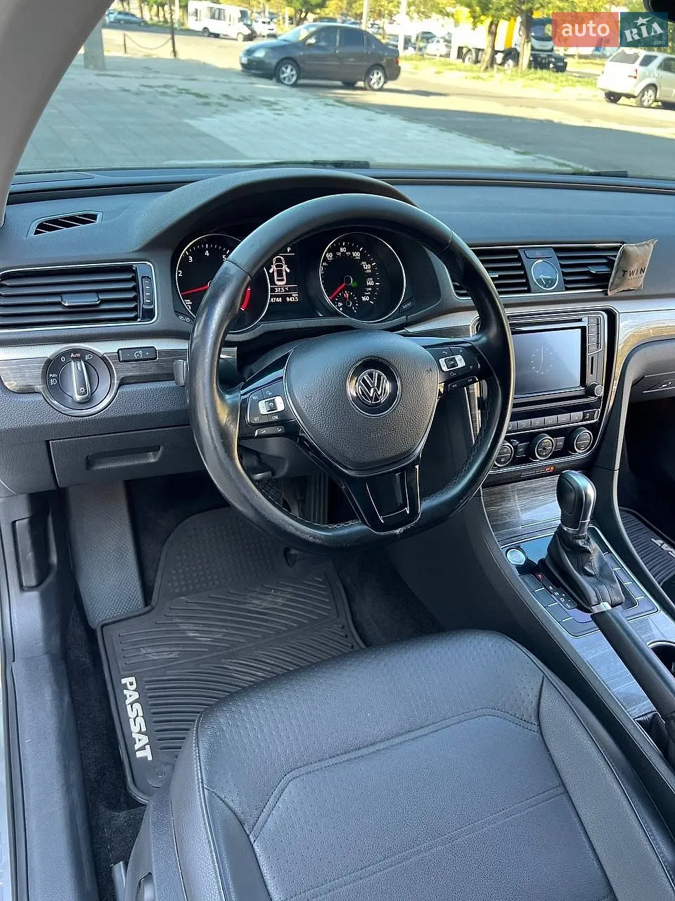 2016 Volkswagen Passat - мініатюра 13