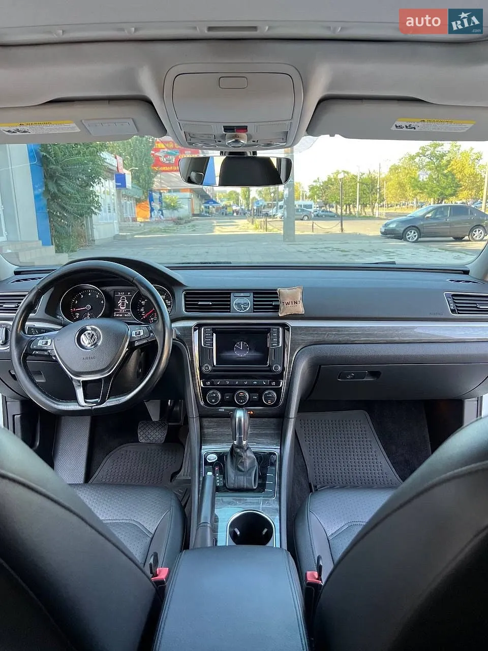 2016 Volkswagen Passat - мініатюра 16