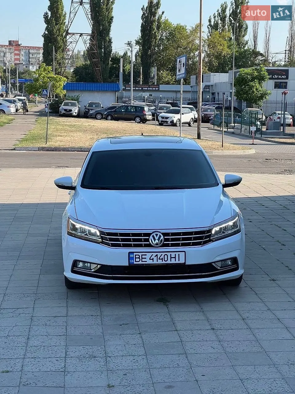 2016 Volkswagen Passat - мініатюра 9