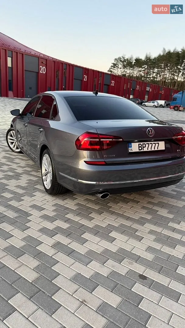 2018 Volkswagen Passat - мініатюра 4