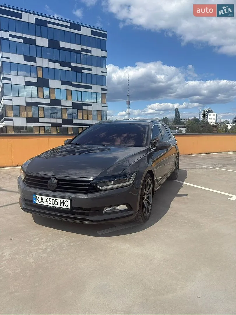 2017 Volkswagen Passat - мініатюра 2
