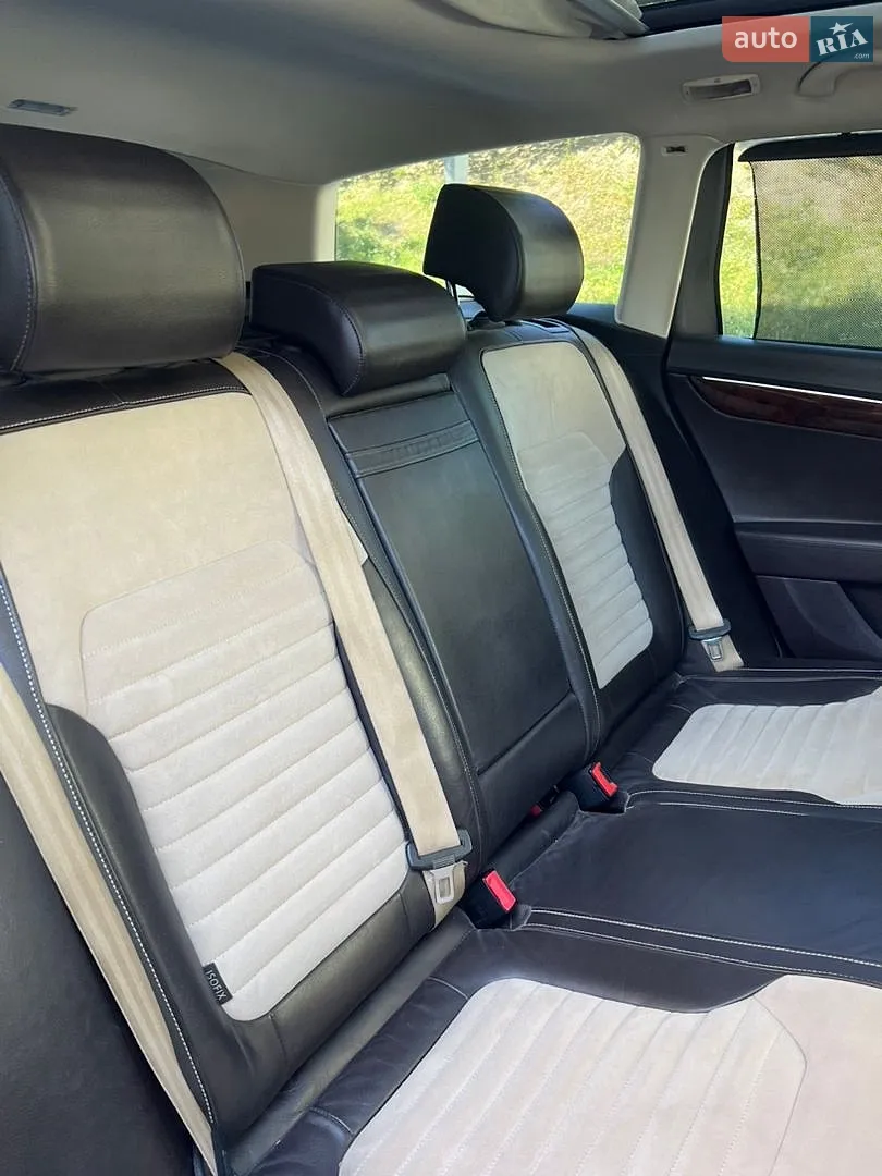 2011 Volkswagen Passat - мініатюра 21
