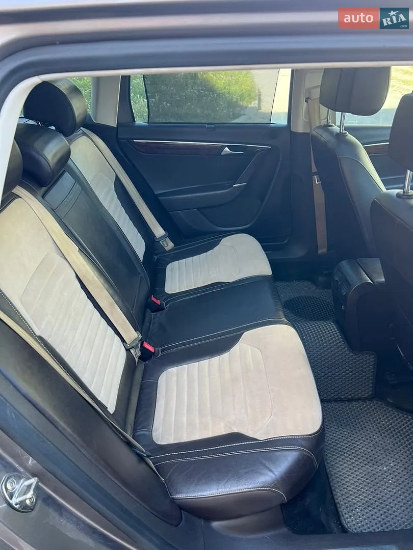 2011 Volkswagen Passat - мініатюра 25
