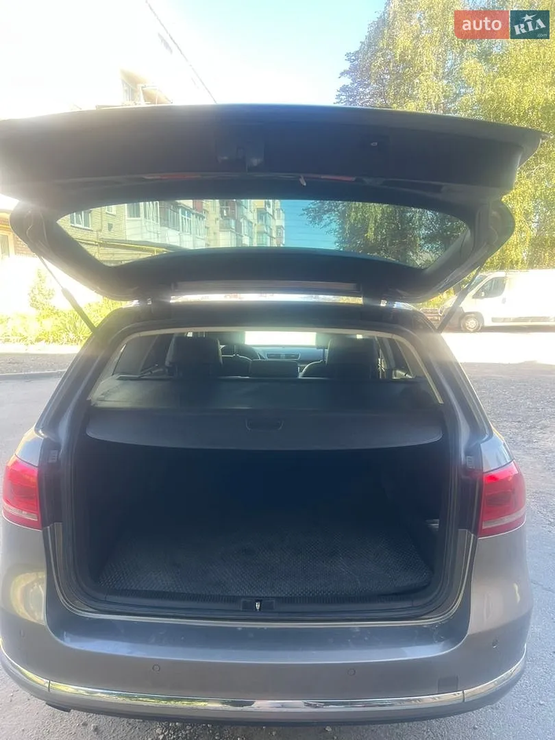 2011 Volkswagen Passat - мініатюра 28