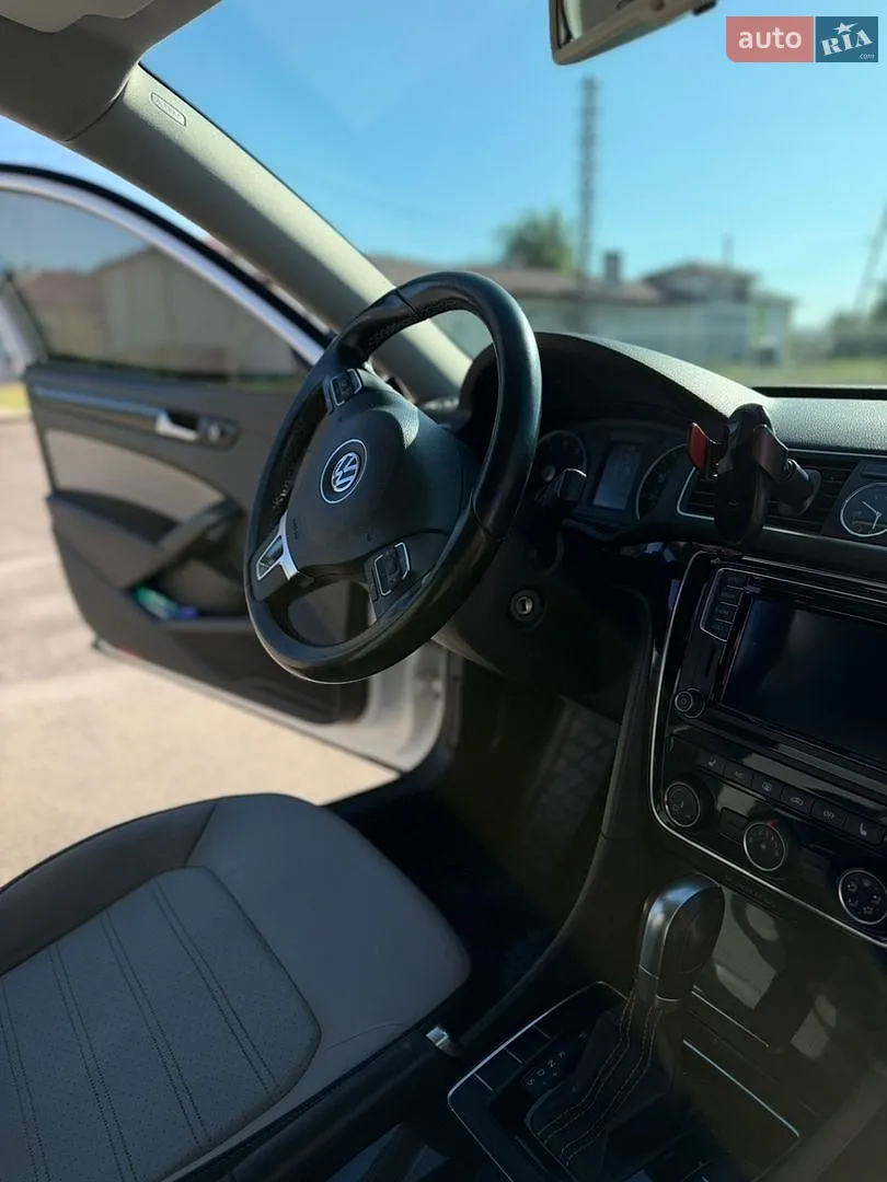 2014 Volkswagen Passat - мініатюра 20