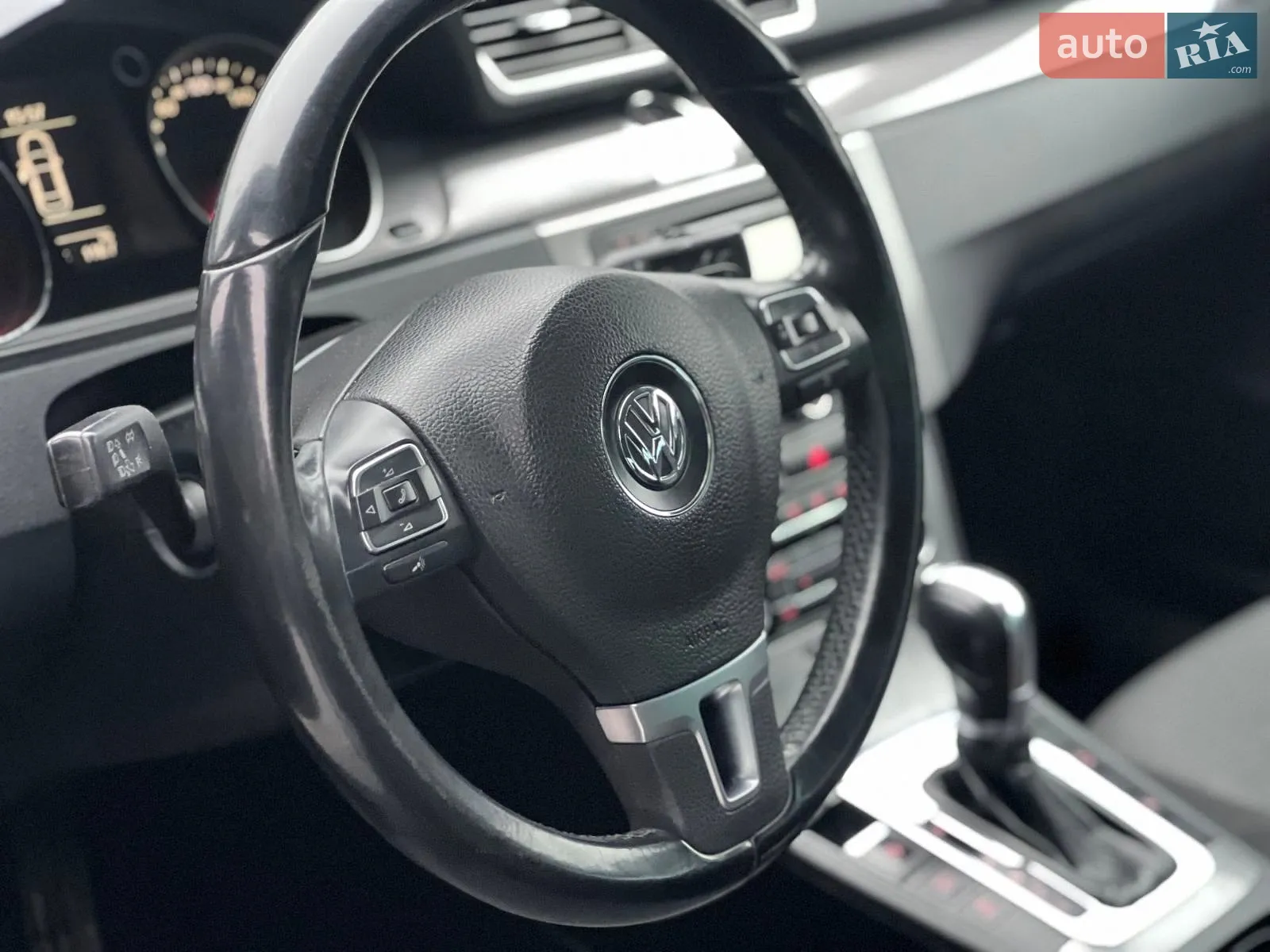 2010 Volkswagen Passat - мініатюра 6