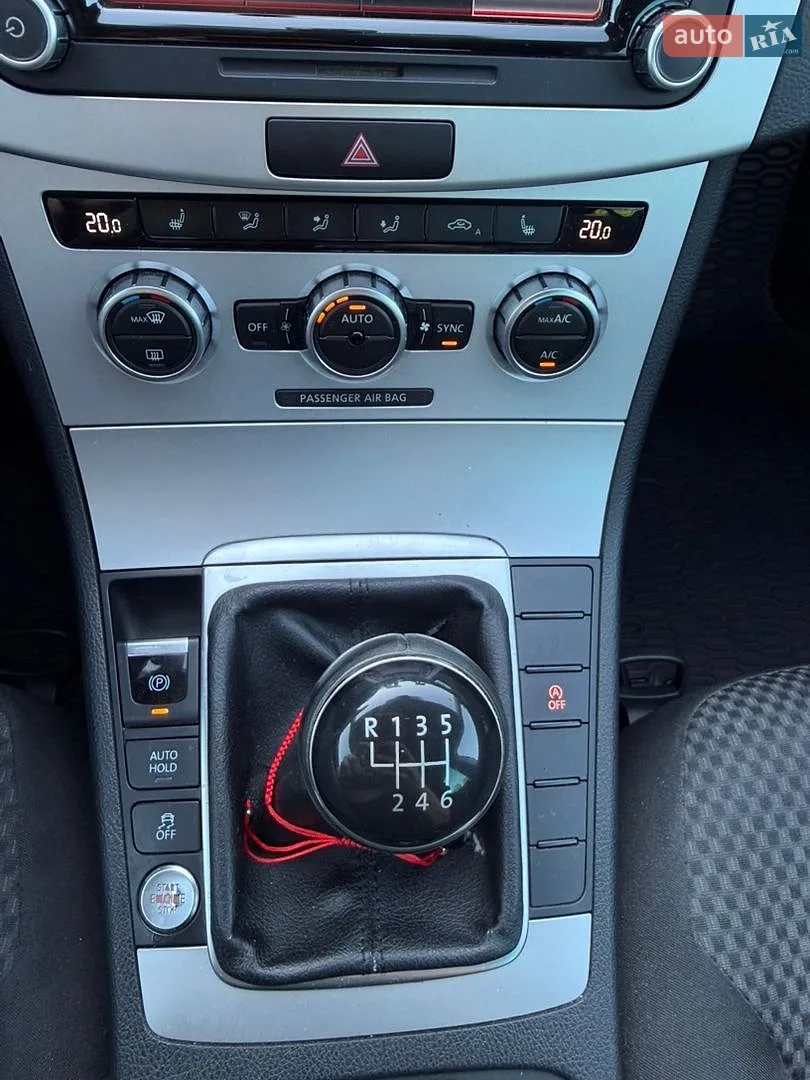 2013 Volkswagen Passat - мініатюра 9