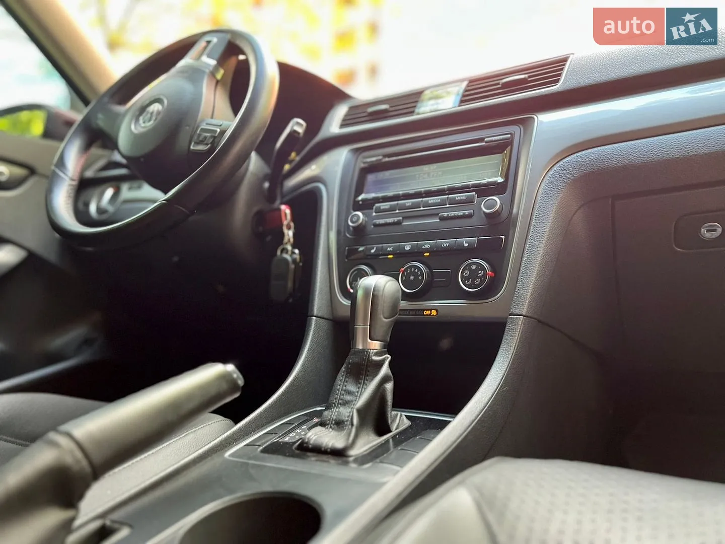 2014 Volkswagen Passat - мініатюра 45