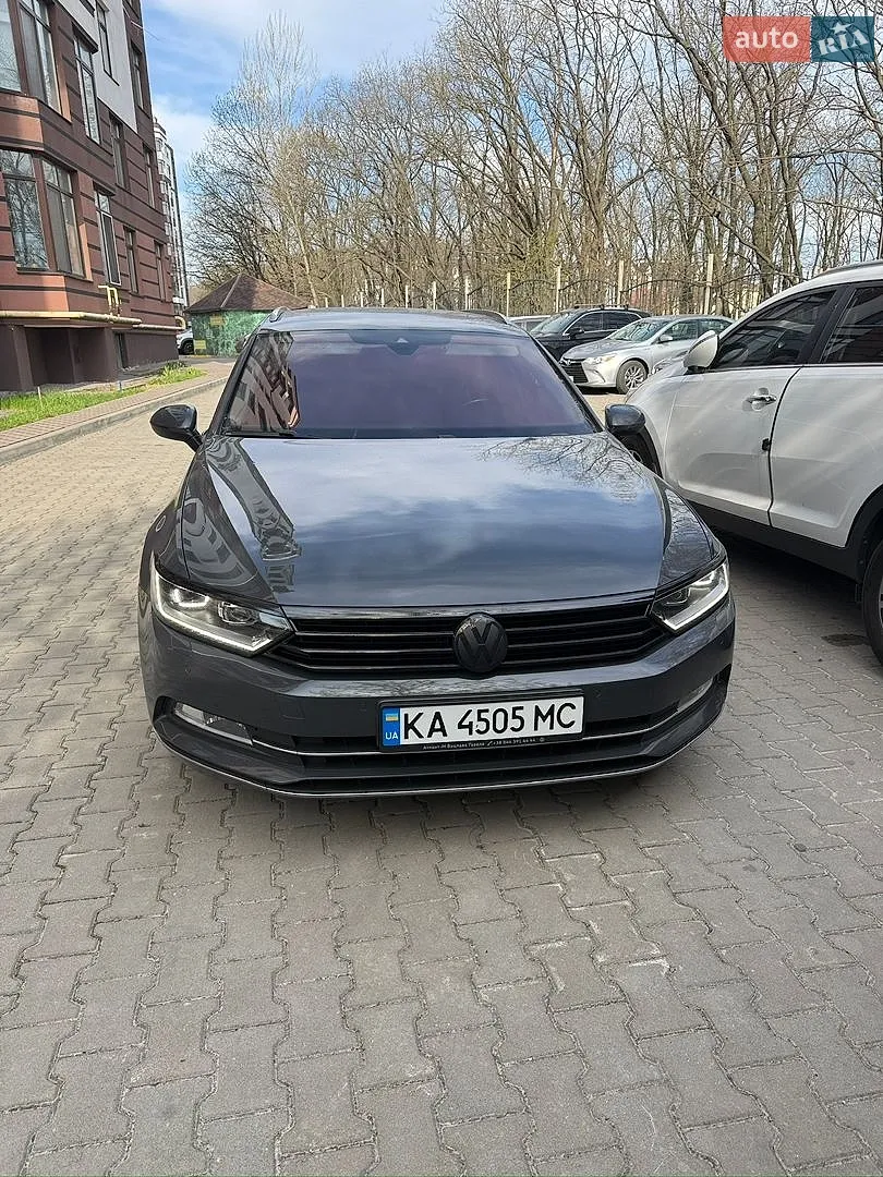 2017 Volkswagen Passat - мініатюра 4