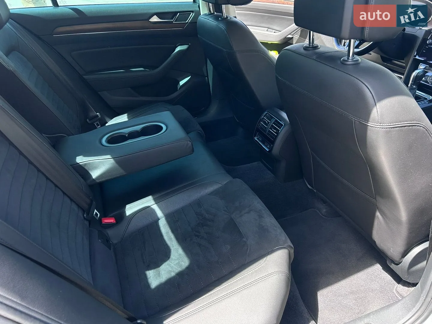 2018 Volkswagen Passat - мініатюра 21