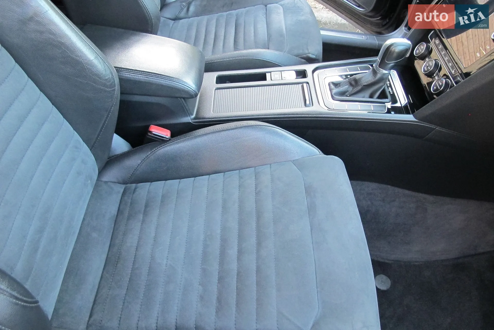 2016 Volkswagen Passat - мініатюра 19
