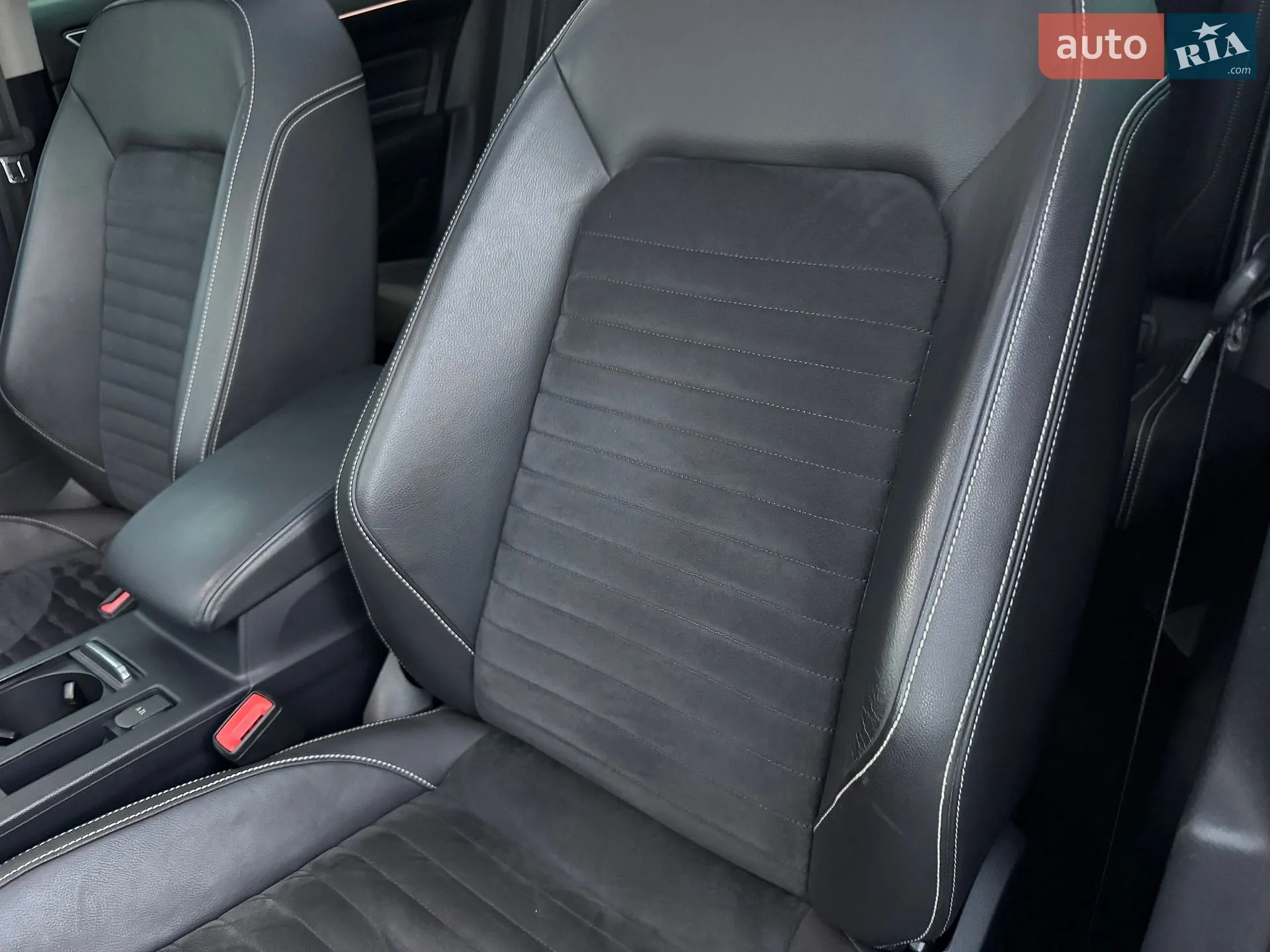 2020 Volkswagen Passat - мініатюра 46