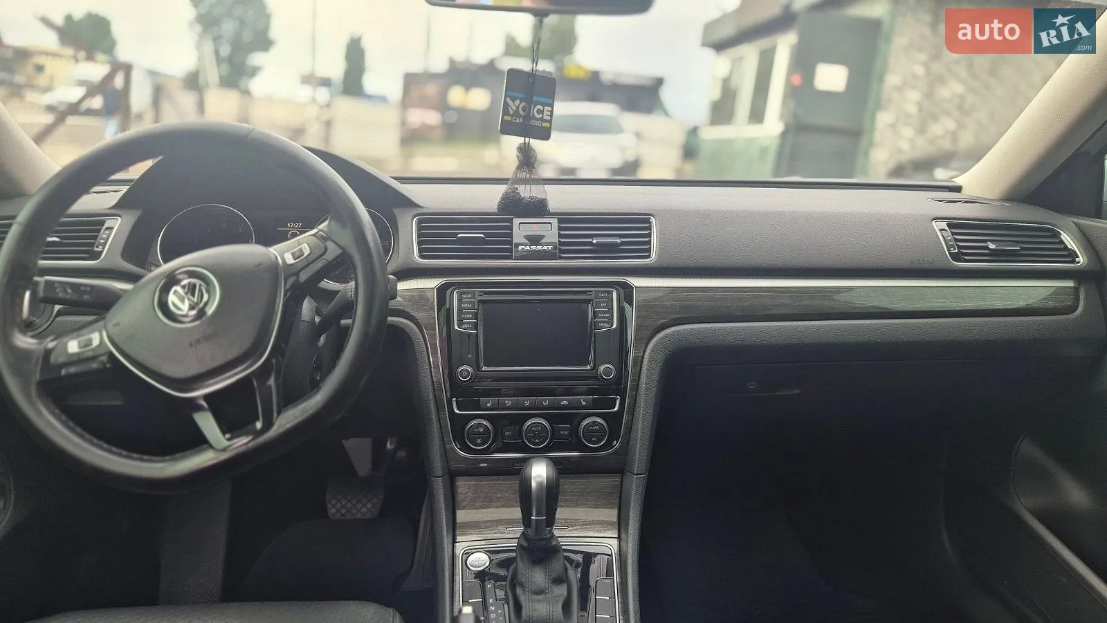 2017 Volkswagen Passat - мініатюра 9