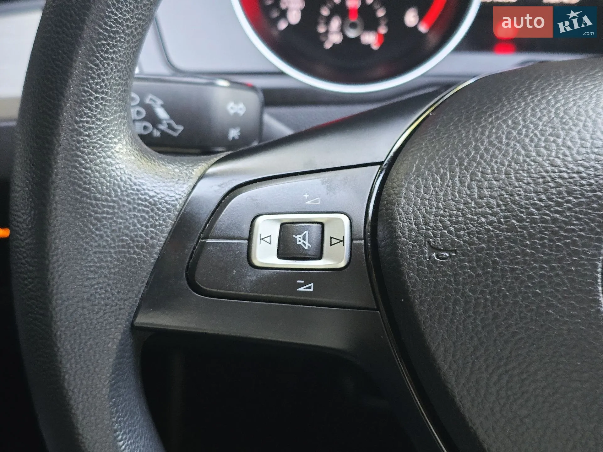 2016 Volkswagen Passat - мініатюра 25