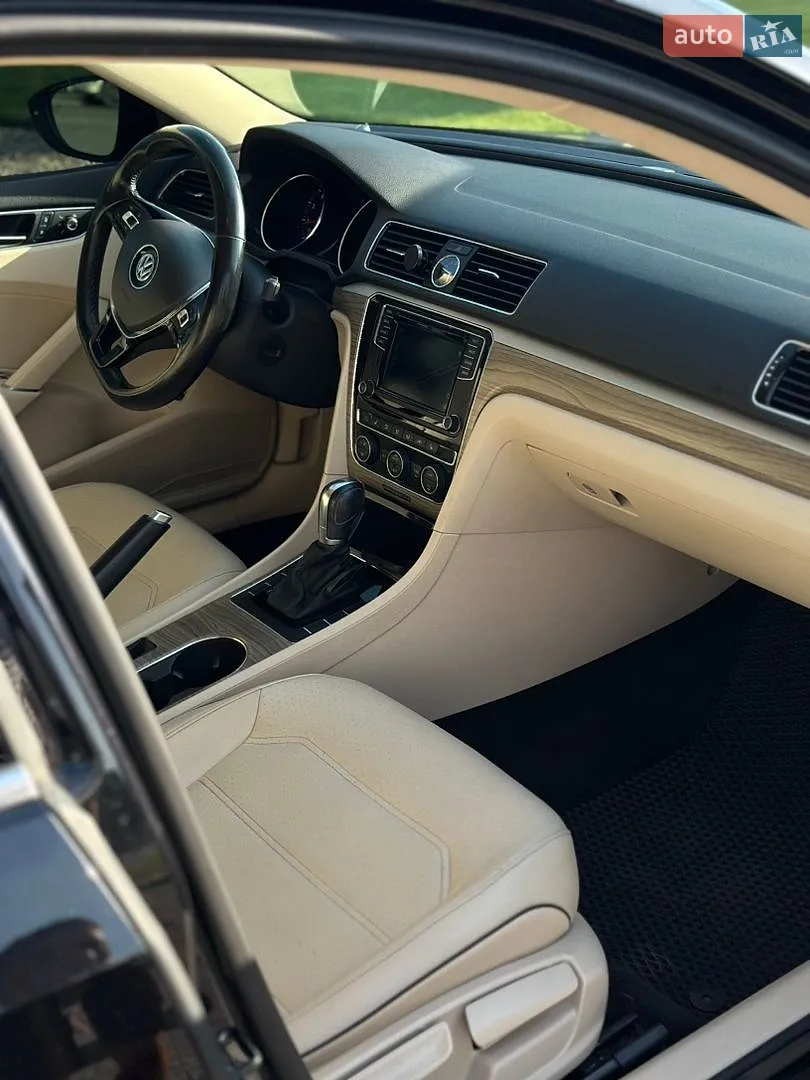 2017 Volkswagen Passat - мініатюра 17