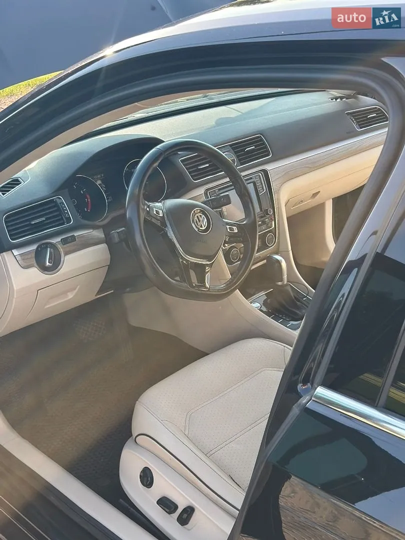 2017 Volkswagen Passat - мініатюра 20