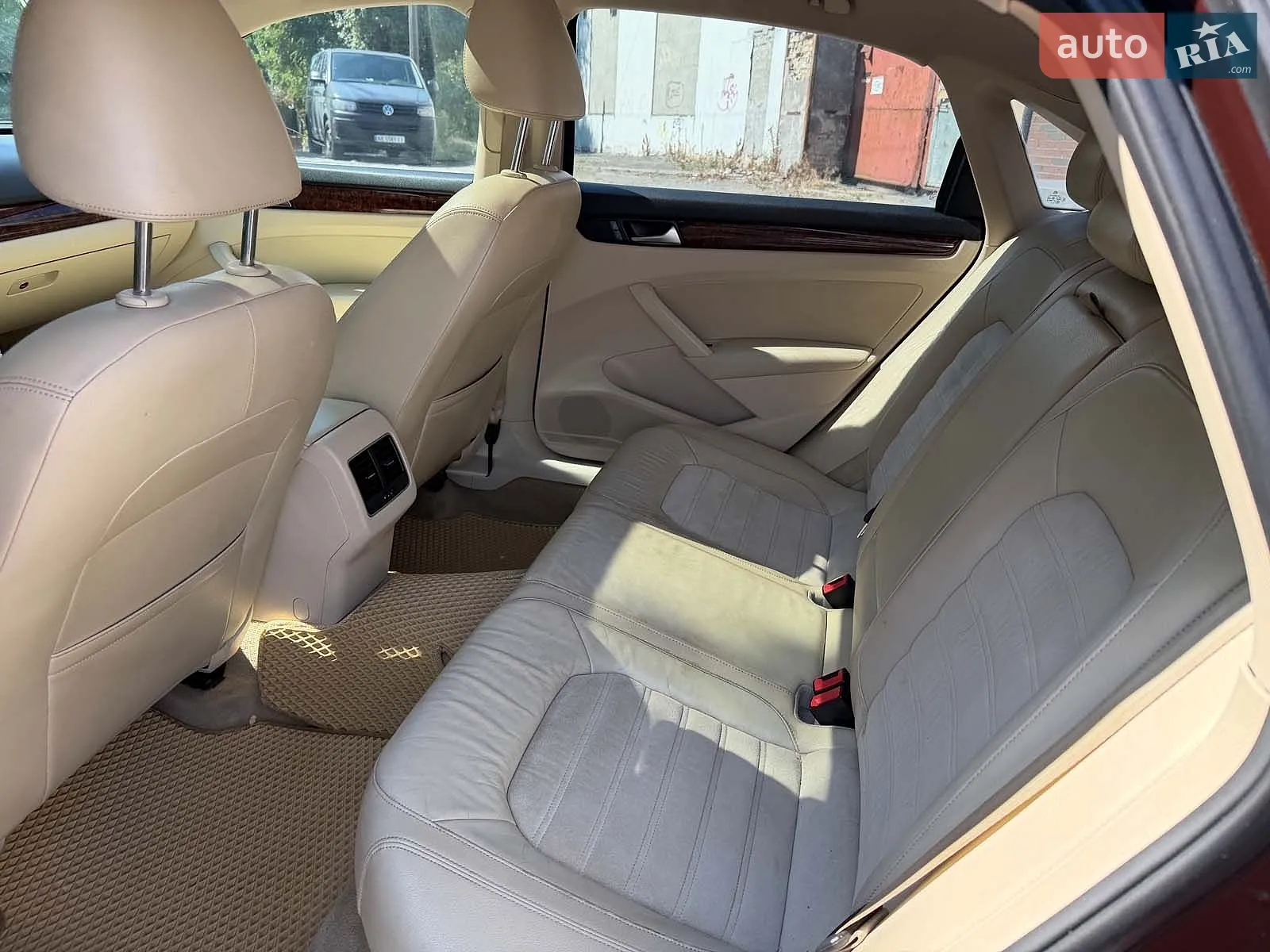 2012 Volkswagen Passat - мініатюра 21