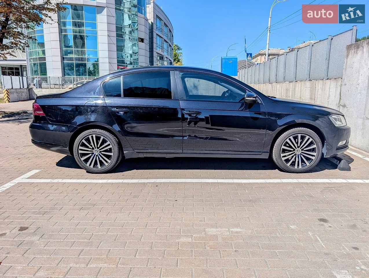 2018 Audi Q8 - мініатюра 12
