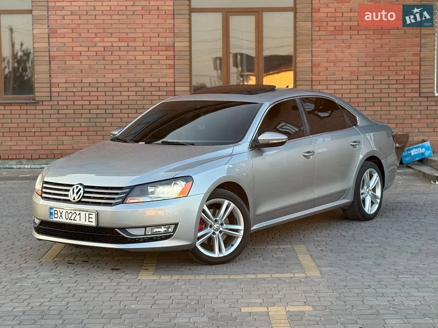 2012 Volkswagen Passat - мініатюра 2