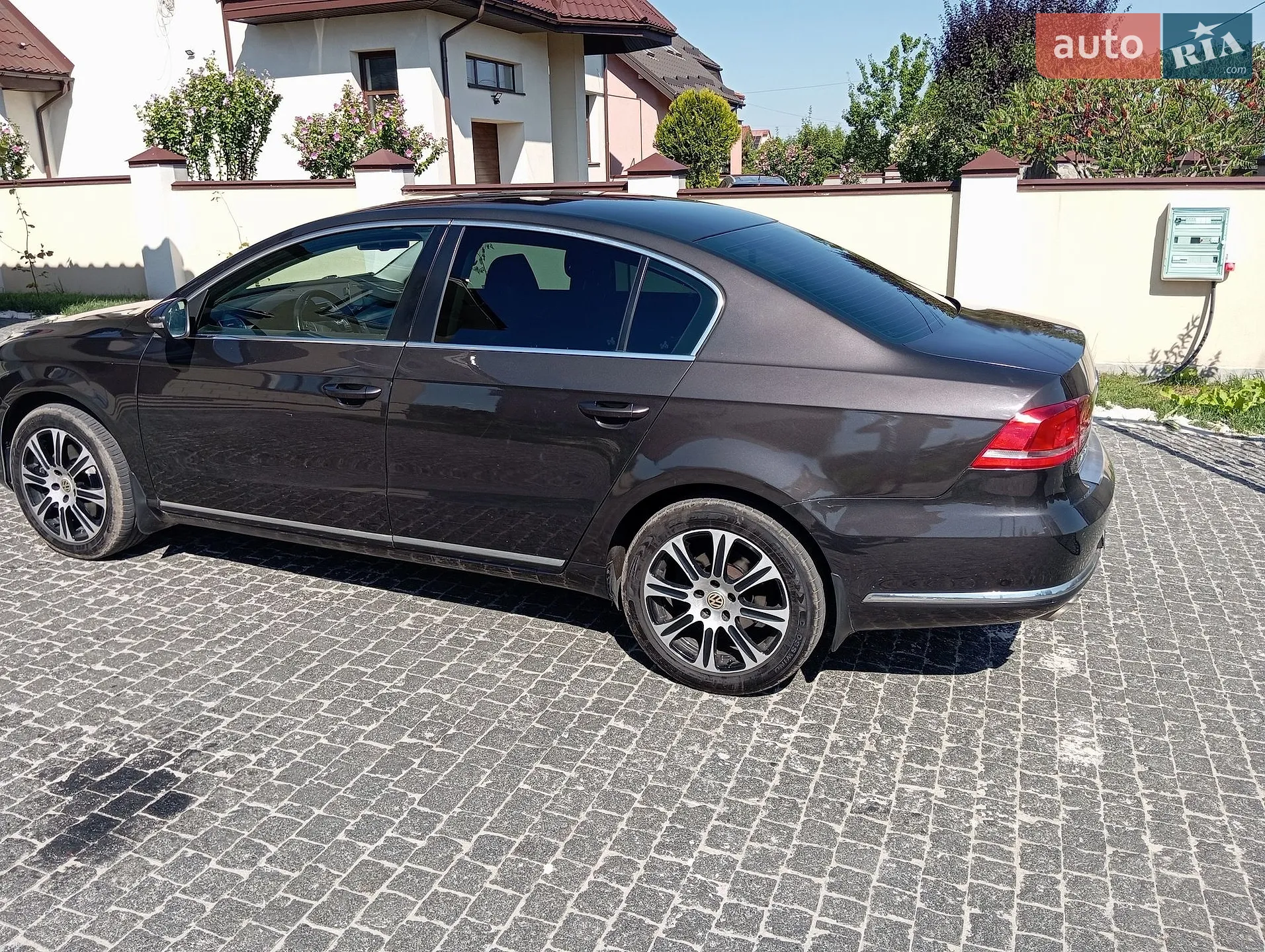 2011 Volkswagen Passat - мініатюра 2