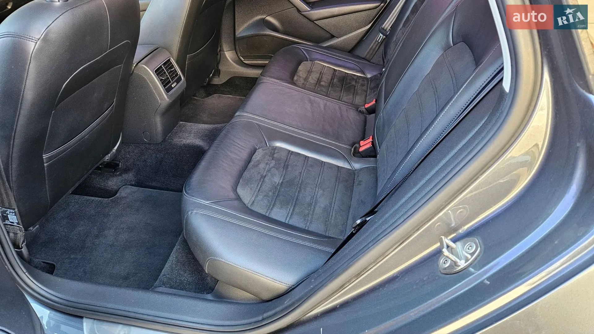2015 Volkswagen Passat - мініатюра 11