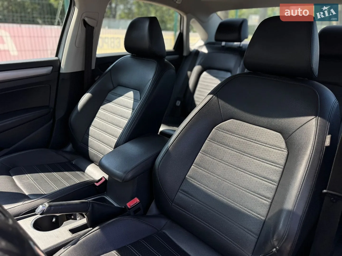 2015 Volkswagen Passat - мініатюра 11