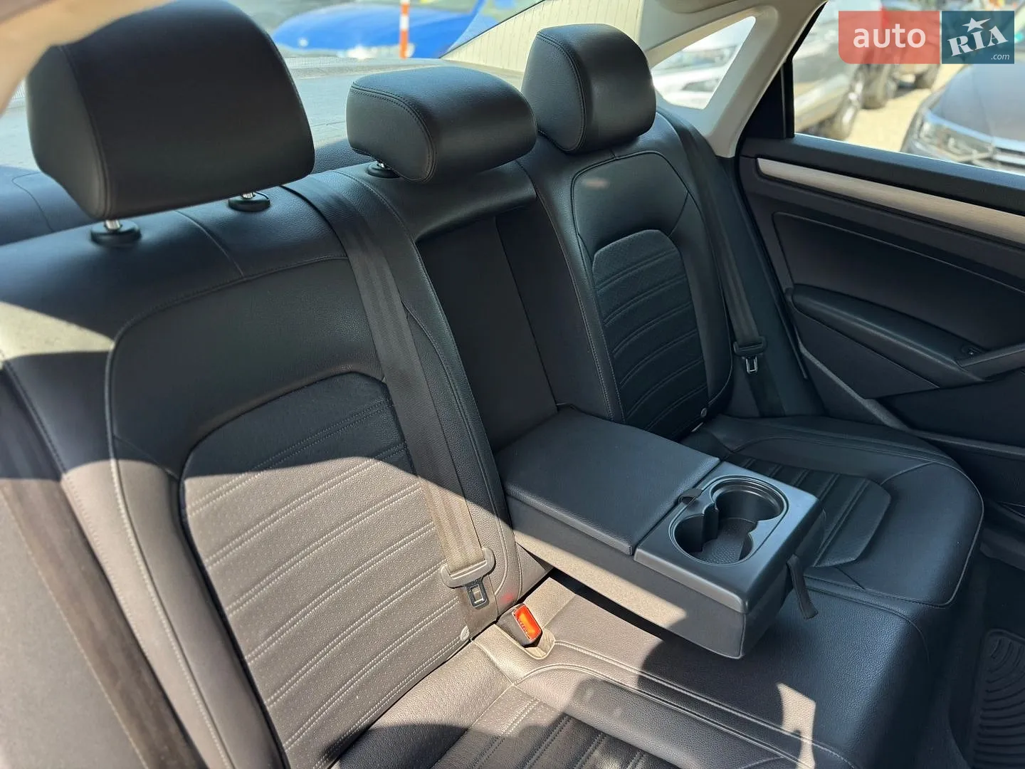 2015 Volkswagen Passat - мініатюра 25