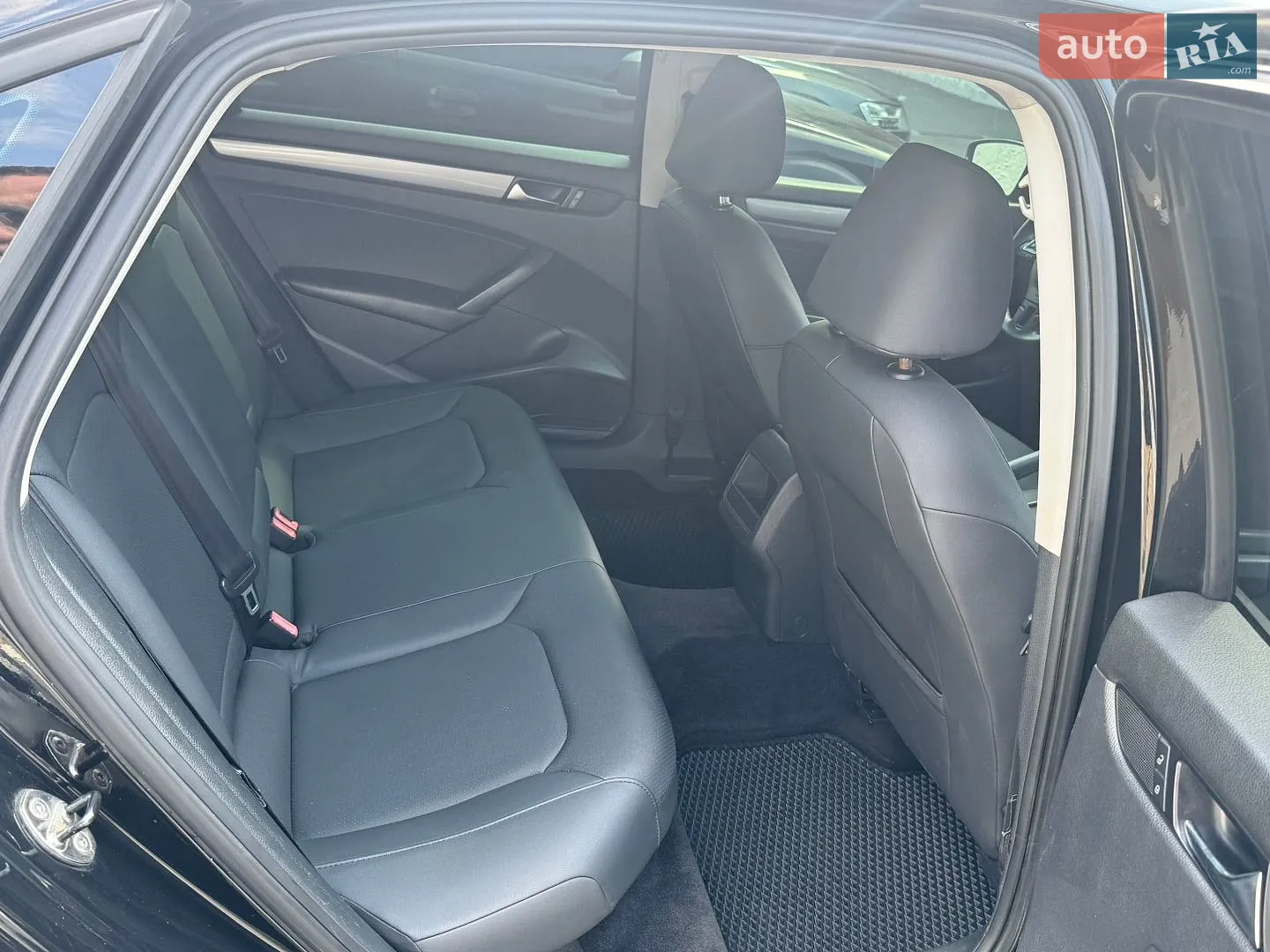 2013 Volkswagen Passat - мініатюра 30