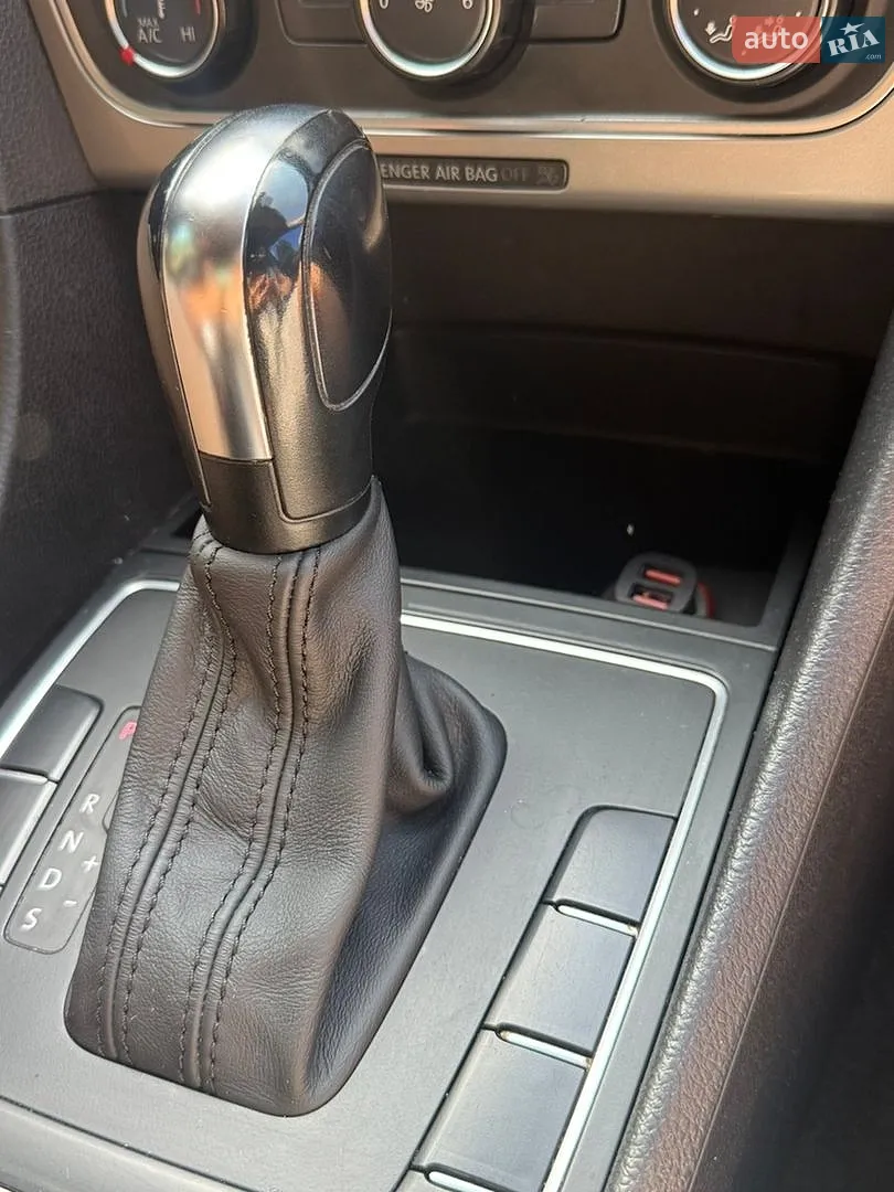2013 Volkswagen Passat - мініатюра 32