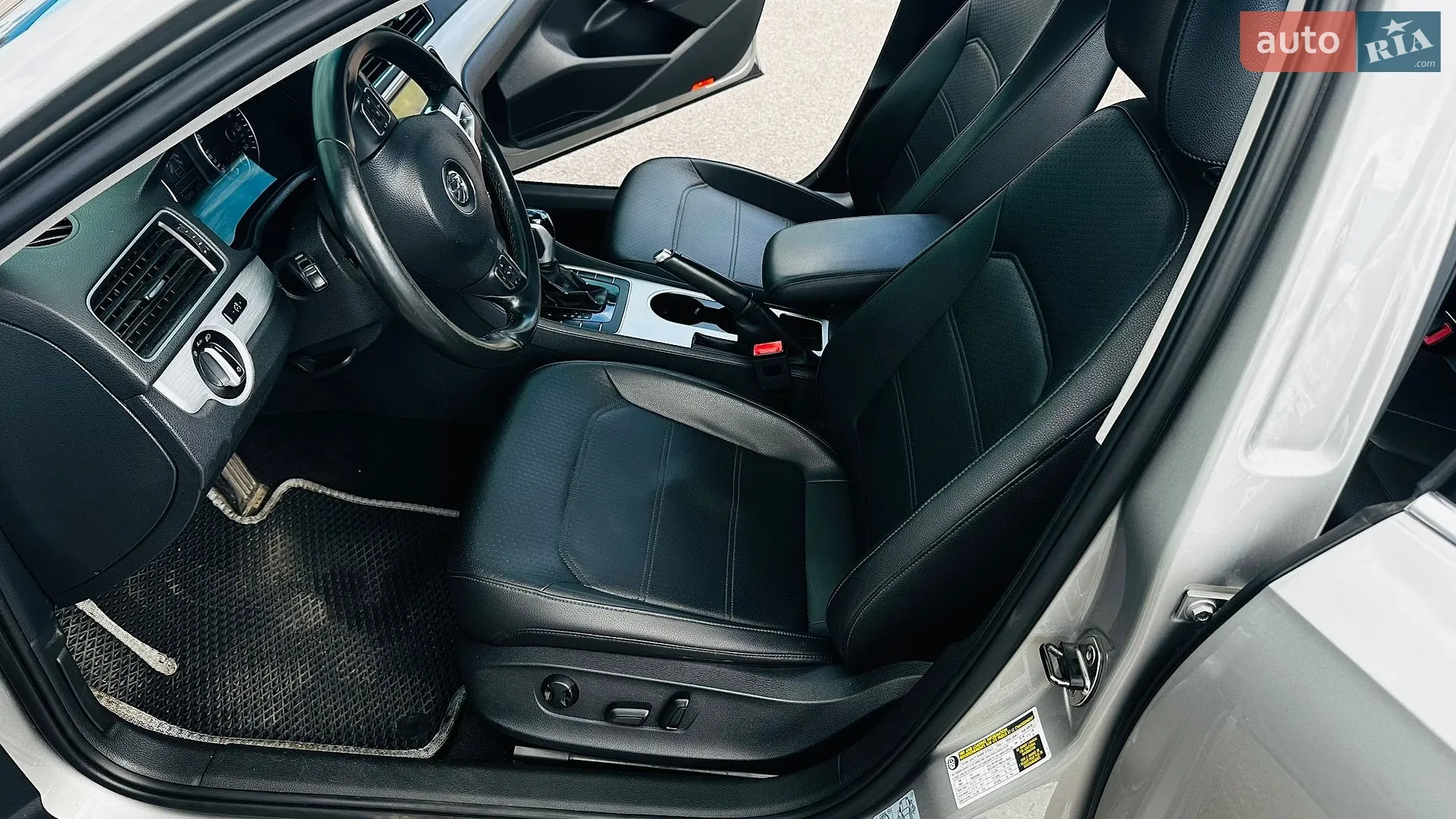 2013 Volkswagen Passat - мініатюра 15