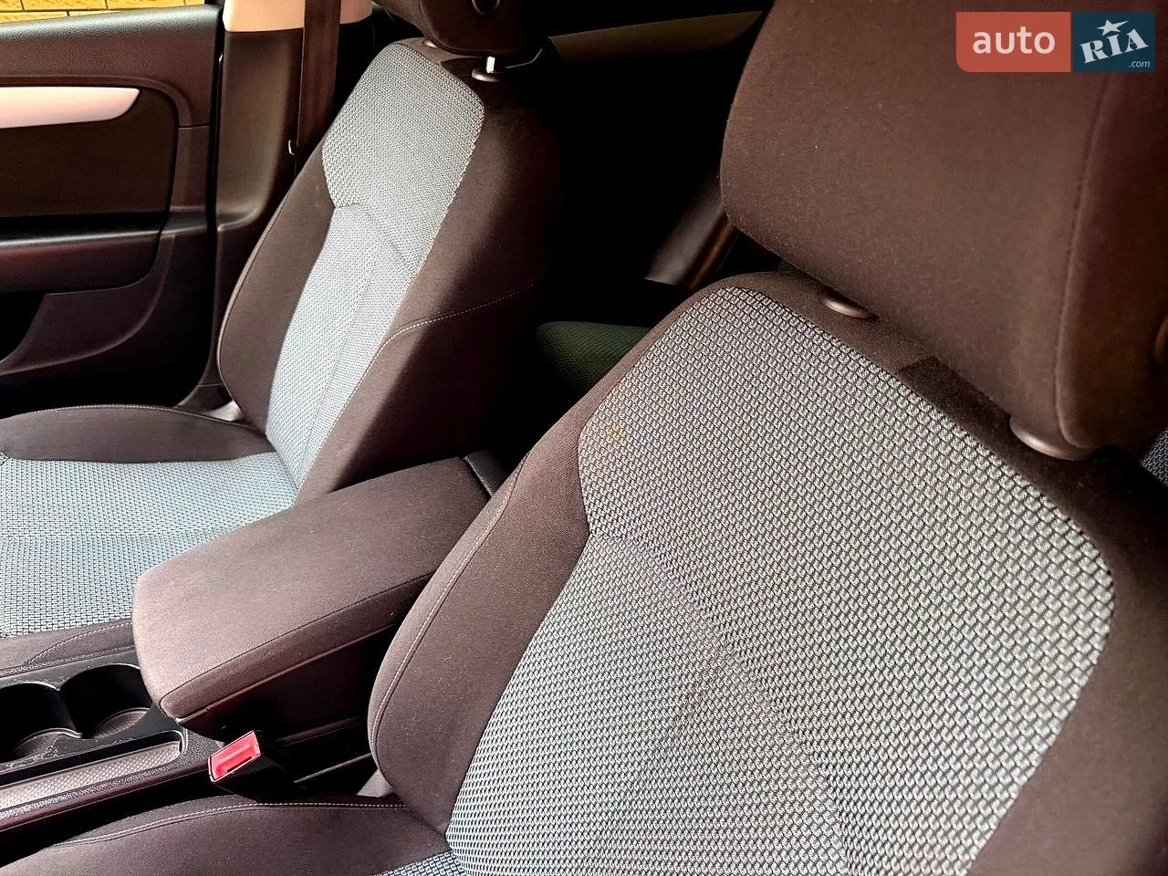 2012 Volkswagen Passat - мініатюра 32