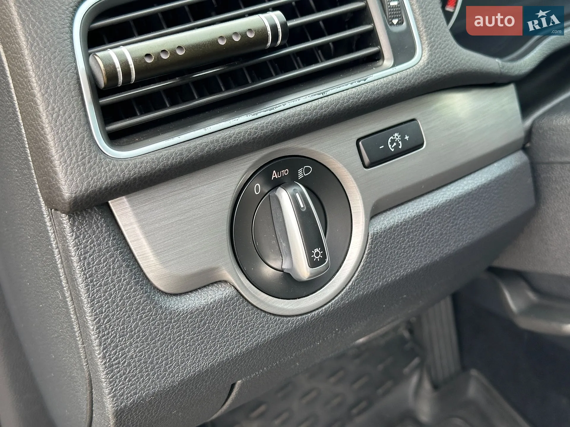 2014 Volkswagen Passat - мініатюра 18