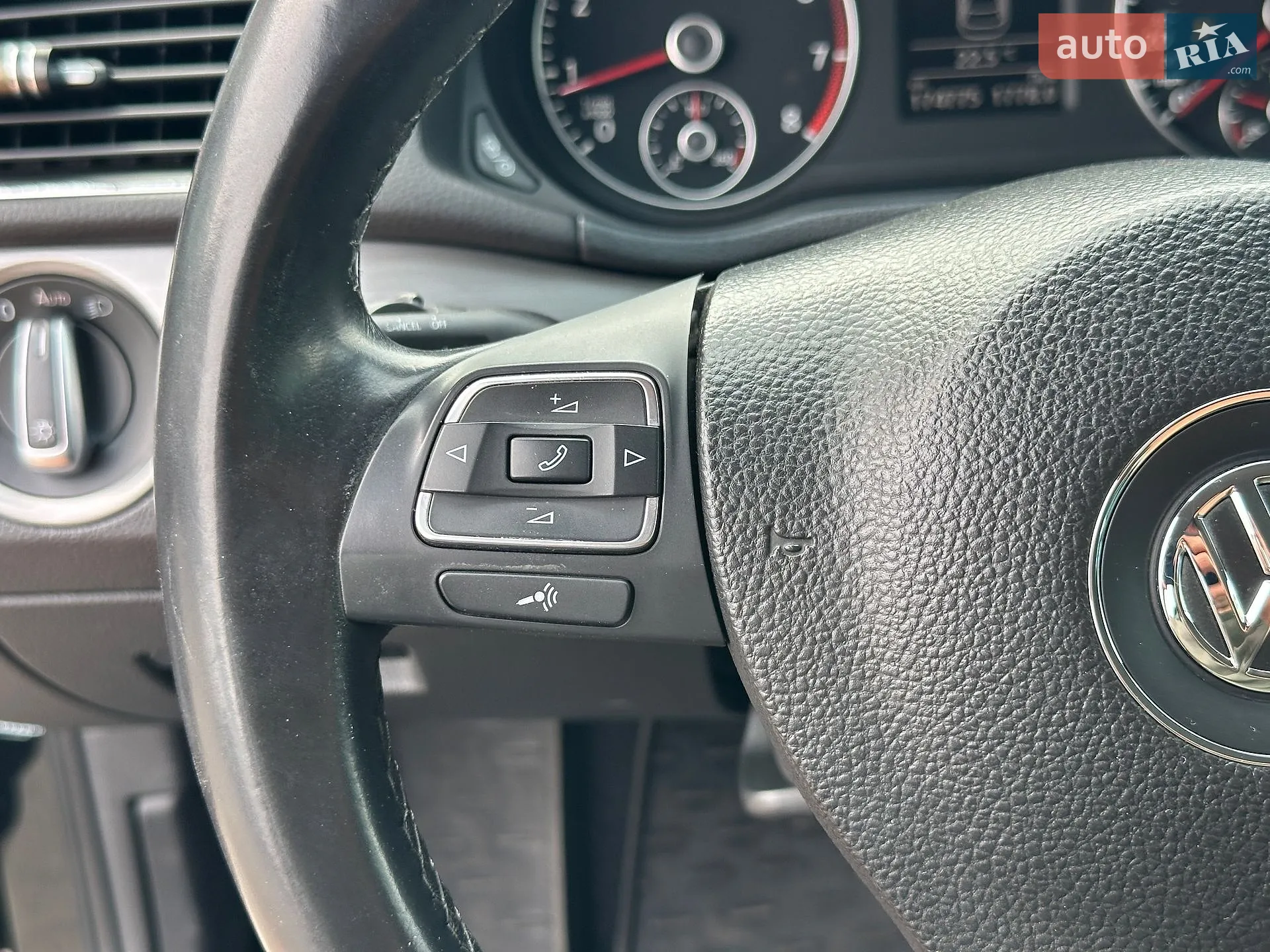 2014 Volkswagen Passat - мініатюра 20