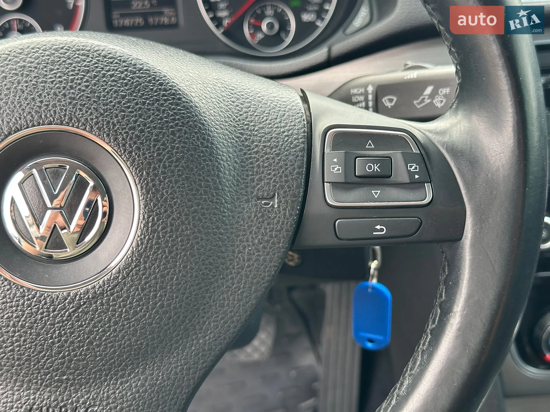 2014 Volkswagen Passat - мініатюра 21