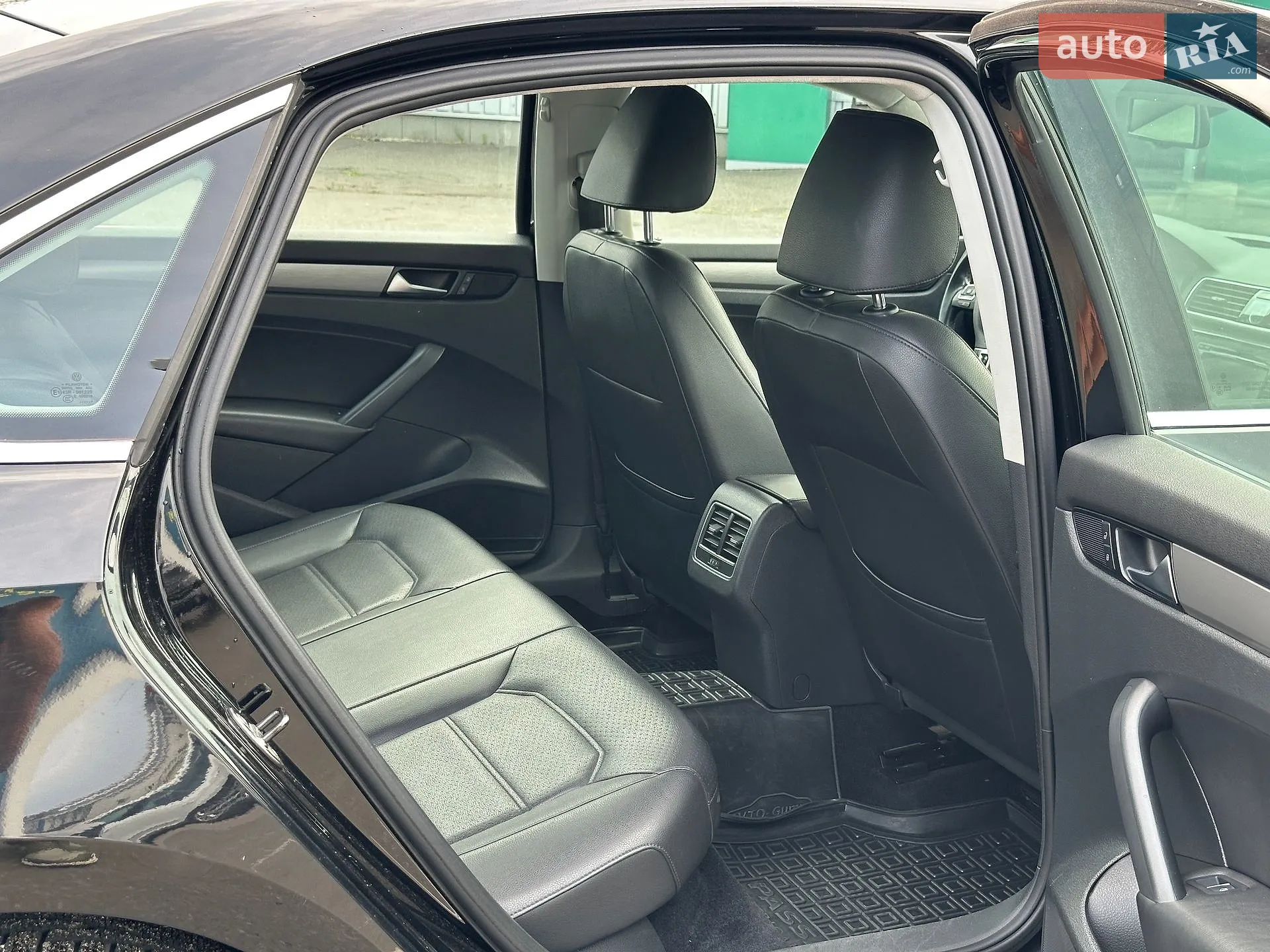 2014 Volkswagen Passat - мініатюра 29