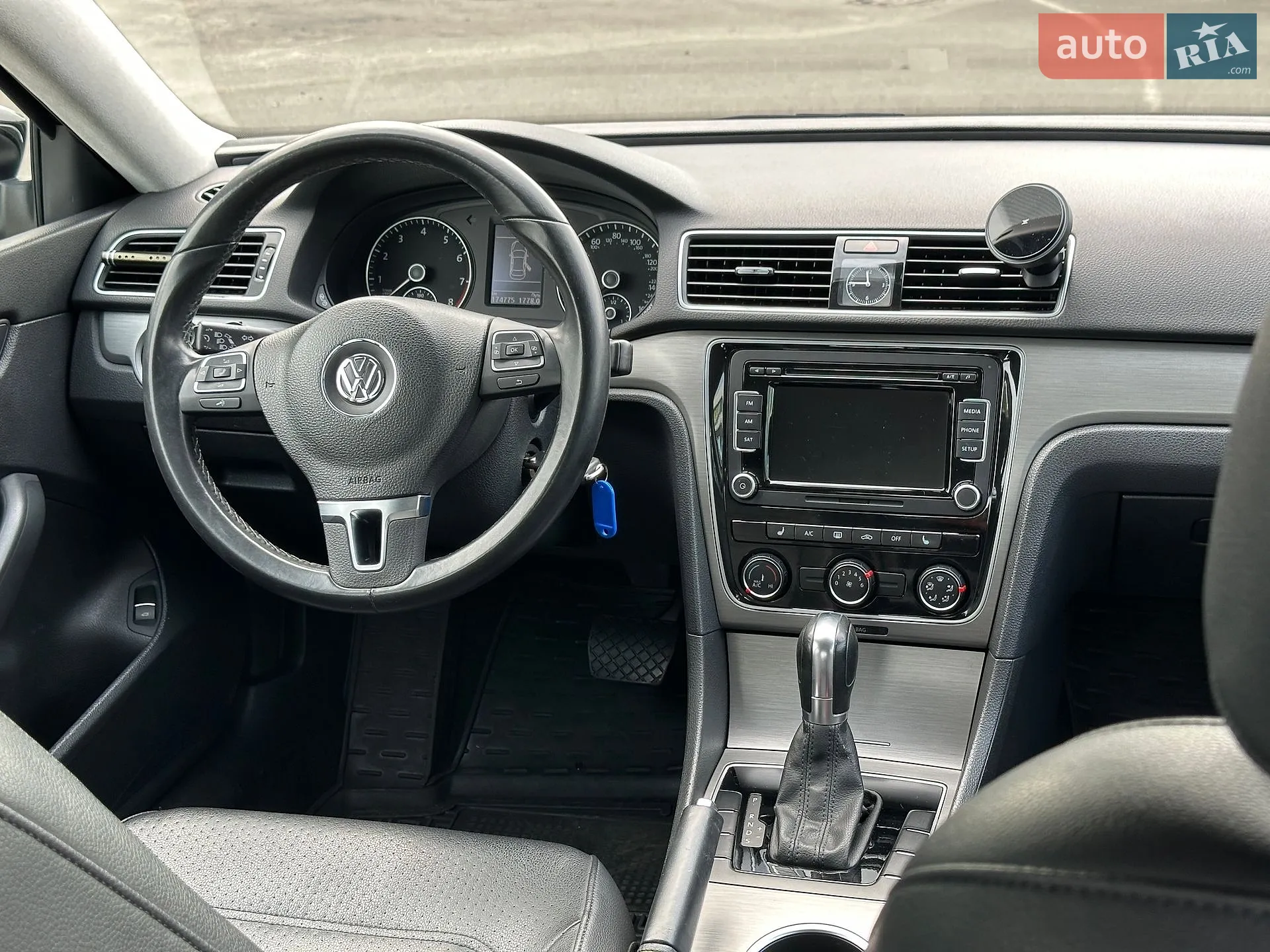 2014 Volkswagen Passat - мініатюра 31