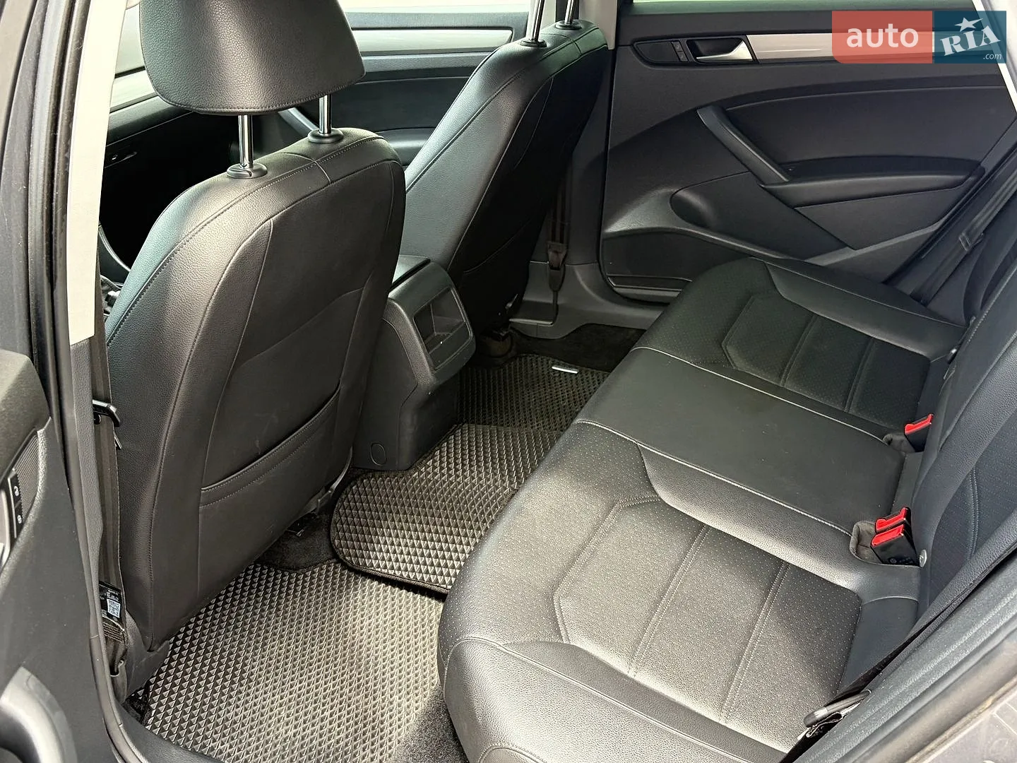 2015 Volkswagen Passat - мініатюра 34