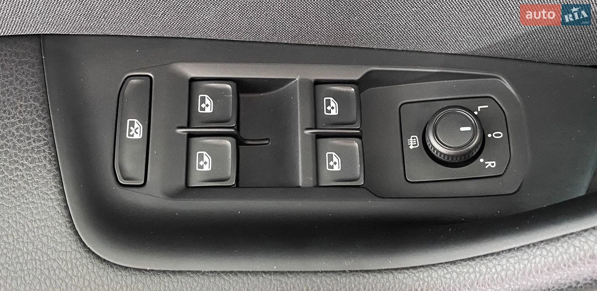 2020 Volkswagen Passat - мініатюра 25